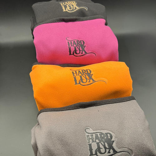 Black fitness/sport towel with integrated magnetic strip and carry bag, 90*160